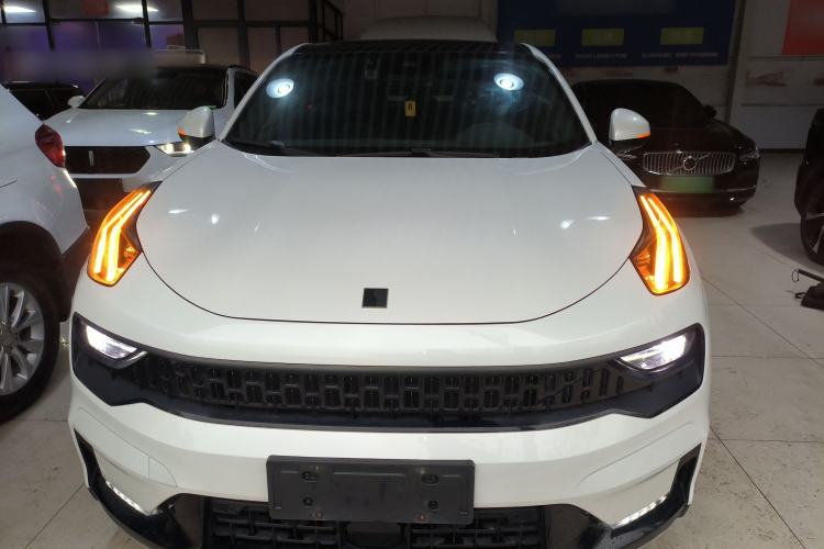 Used Lynk & Co 05 2020 2.0TD Four-Wheel Drive Genie Plus Exterior 1