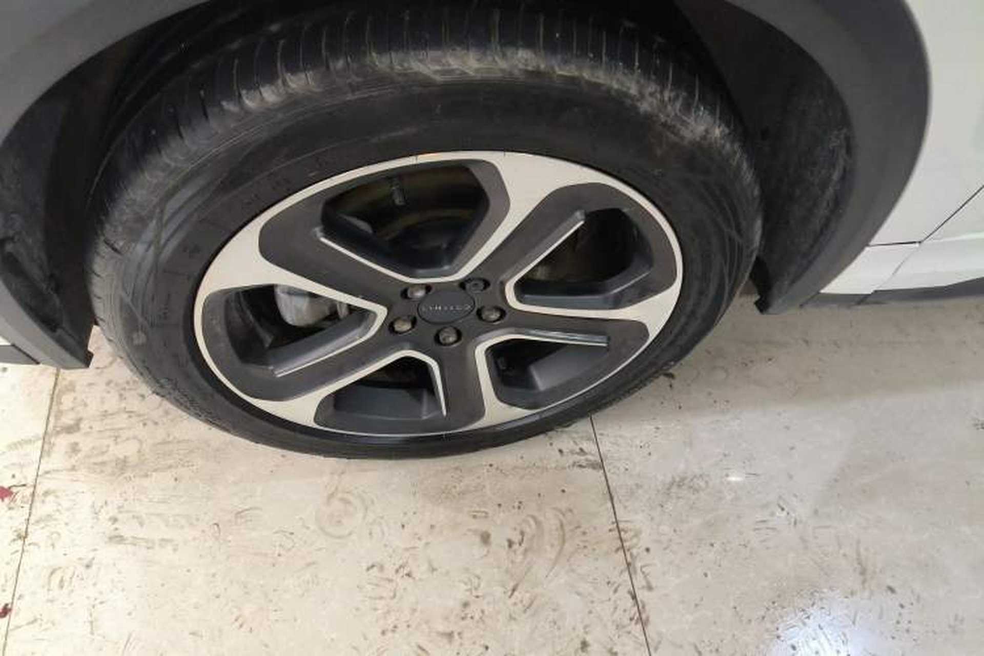 Used Lynk & Co 05 2020 2.0TD Four-Wheel Drive Genie Plus Exterior 7