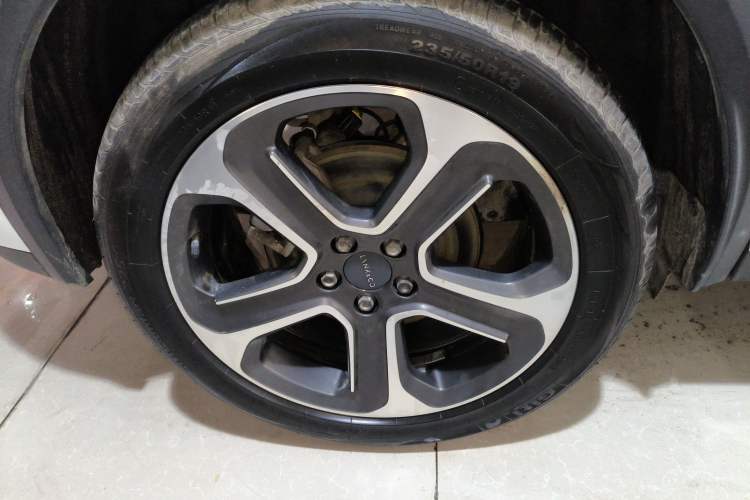 Used Lynk & Co 05 2020 2.0TD Four-Wheel Drive Genie Plus Exterior 8