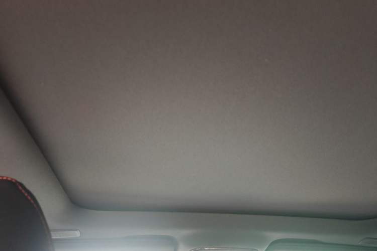 Used Lynk & Co 05 2020 2.0TD Four-Wheel Drive HypeHalo Headliner
