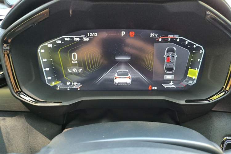Used Lynk & Co 05 2020 2.0TD Four-Wheel Drive HypeHalo Instrument Cluster