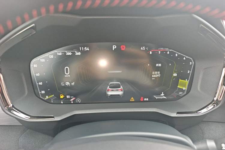 Used Lynk & Co 05 2020 2.0TD Four-Wheel Drive HypeHalo Instrument Cluster