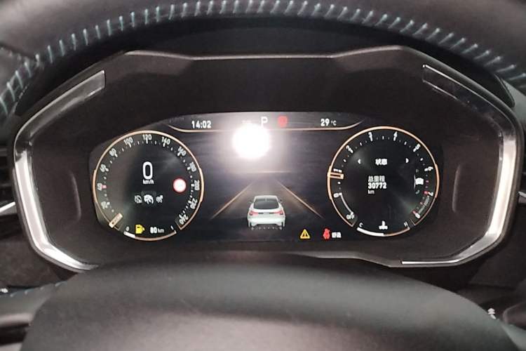 Used Lynk & Co 05 2020 2.0TD Two-Wheel Drive Shine Halo Instrument Cluster