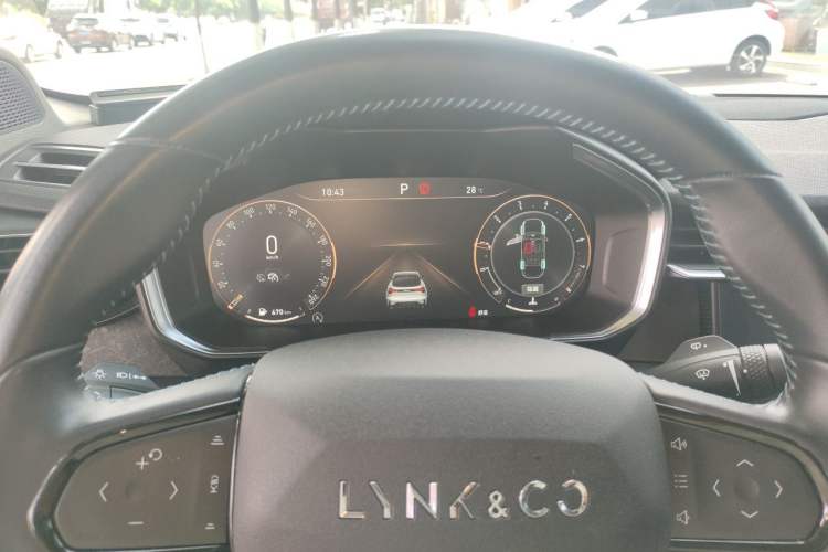 Used Lynk & Co 05 2020 2.0TD Two-Wheel Drive Shine Halo Instrument Cluster
