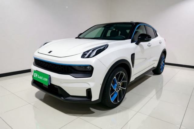 Używany Lynk & Co 05 2020 2.0TD Two-Wheel Drive Shine Halo