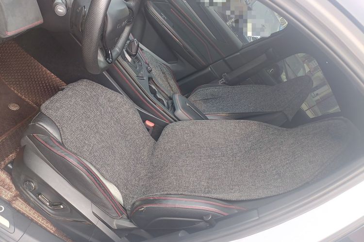 Used Lynk & Co 05 2020 2.0TD Four-Wheel Drive HypeHalo Left Front Seat