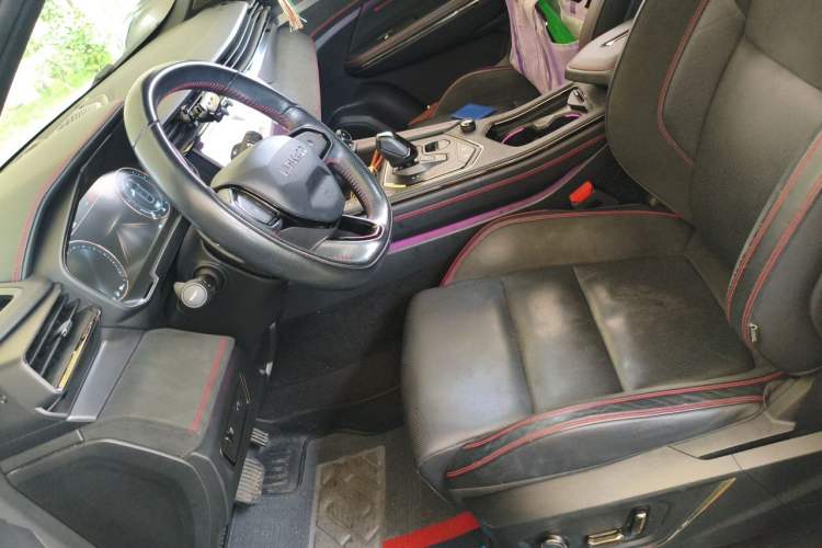 Used Lynk & Co 05 2020 2.0TD Four-Wheel Drive HypeHalo Left Front Seat