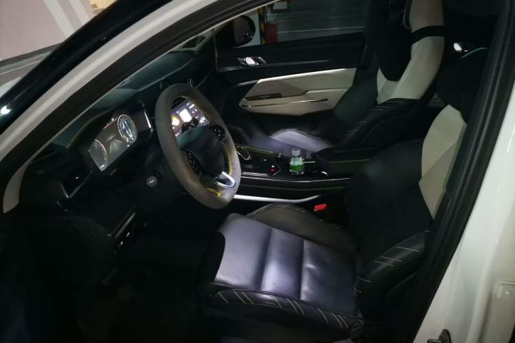 Used Lynk & Co 05 2020 2.0TD Two-Wheel Drive Shine Halo Left Front Seat
