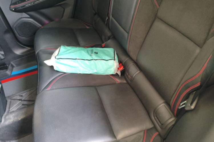 Used Lynk & Co 05 2020 2.0TD Four-Wheel Drive HypeHalo Left Rear Seat