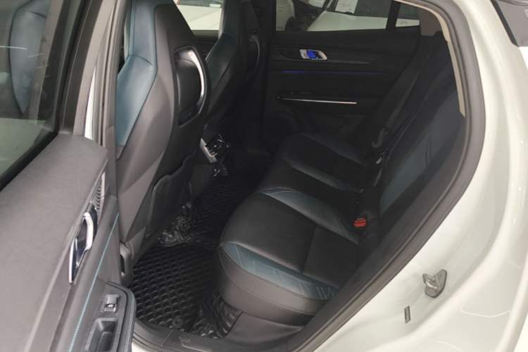 Used Lynk & Co 05 2020 2.0TD Two-Wheel Drive Shine Halo Left Rear Seat