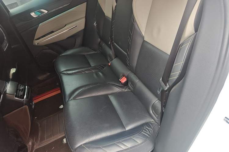 Used Lynk & Co 05 2020 2.0TD Two-Wheel Drive Shine Halo Left Rear Seat
