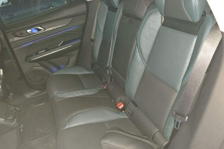 Used Lynk & Co 05 2020 2.0TD Two-Wheel Drive Shine Halo Left Rear Seat