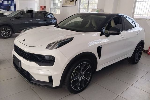 Used Lynk & Co 05 2020 2.0TD Two-Wheel Drive Shine Halo
