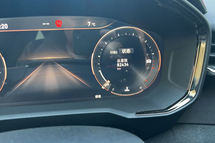 Used Lynk & Co 05 2020 2.0TD Four-Wheel Drive HypeHalo Odometer Close Up