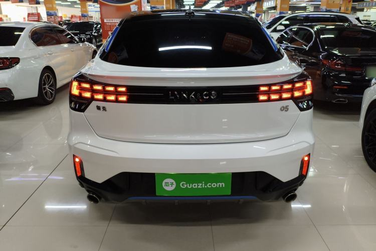 Used Lynk & Co 05 2020 2.0TD Two-Wheel Drive Shine Halo Rear