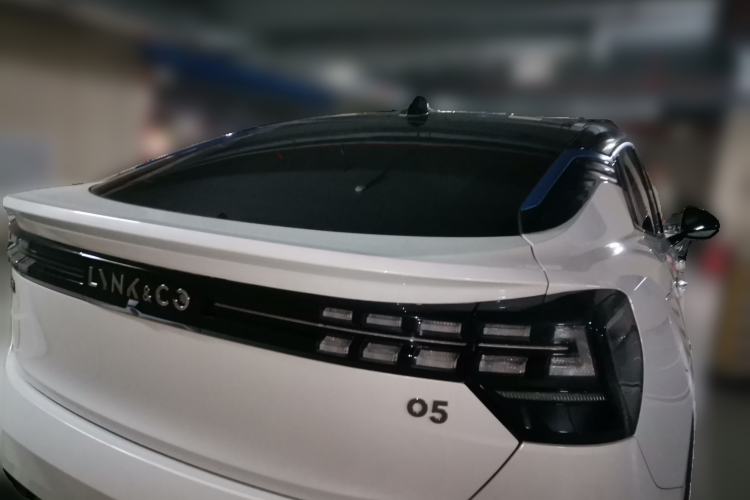 Used Lynk & Co 05 2020 2.0TD Two-Wheel Drive Shine Halo Rear