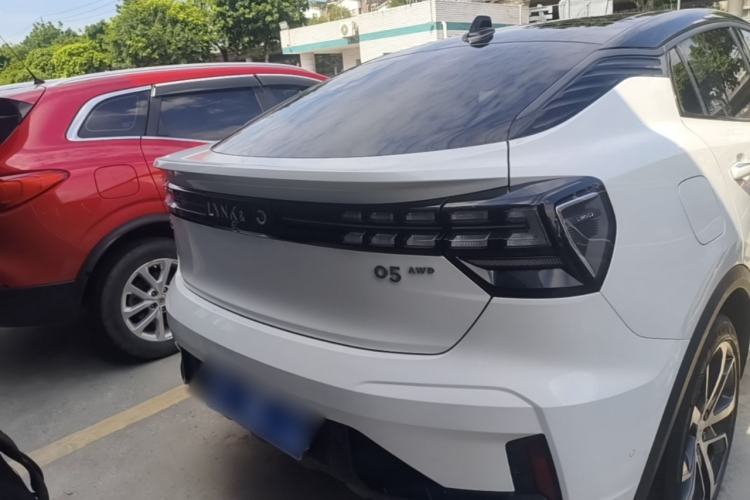 Used Lynk & Co 05 2020 2.0TD Four-Wheel Drive HypeHalo Rear