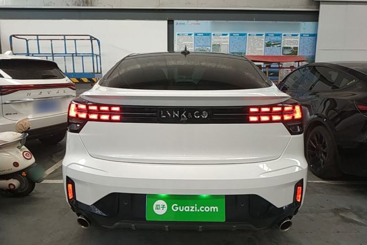 Used Lynk & Co 05 2020 2.0TD Four-Wheel Drive HypeHalo Rear
