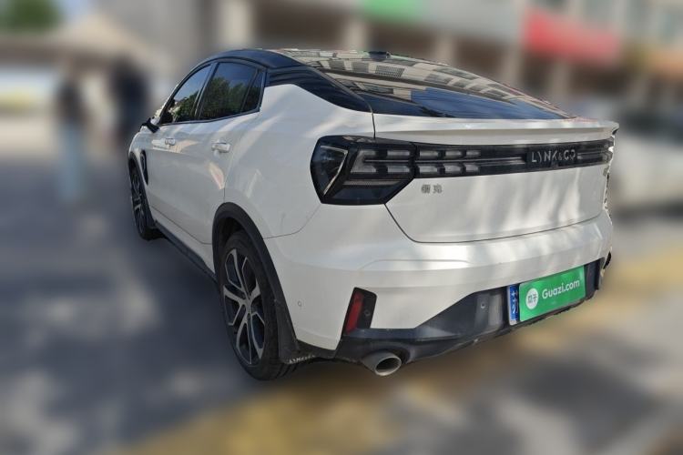 Used Lynk & Co 05 2020 2.0TD Four-Wheel Drive HypeHalo Rear Left 45 Deg