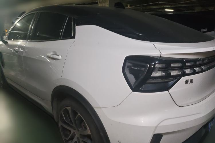 Used Lynk & Co 05 2020 2.0TD Four-Wheel Drive HypeHalo Rear Left 45 Deg