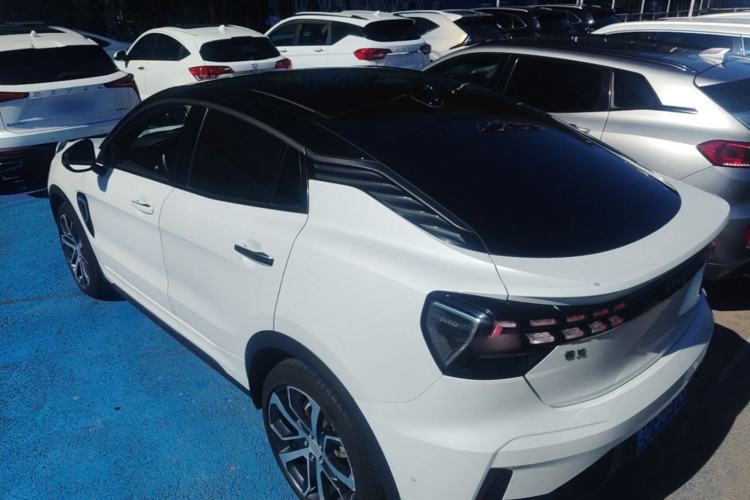 Used Lynk & Co 05 2020 2.0TD Four-Wheel Drive HypeHalo Rear Left 45 Deg