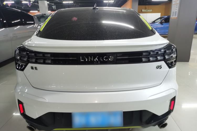 Used Lynk & Co 05 2020 2.0TD Two-Wheel Drive Shine Halo Rear