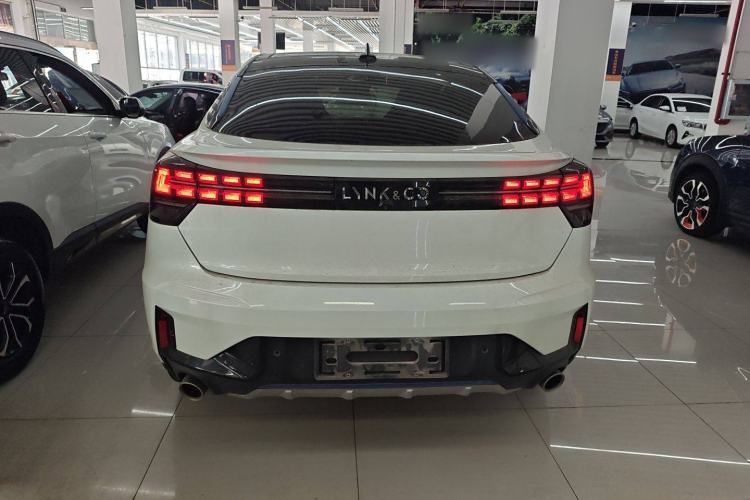Used Lynk & Co 05 2020 2.0TD Two-Wheel Drive Shine Halo Rear