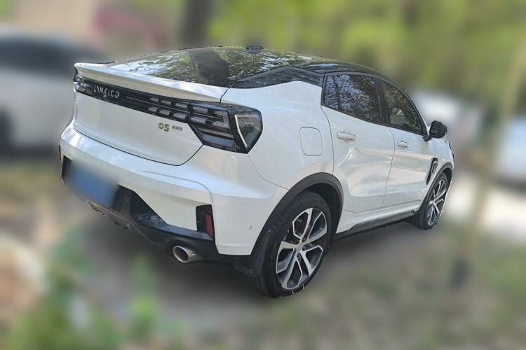 Used Lynk & Co 05 2020 2.0TD Four-Wheel Drive HypeHalo Rear Right 45 Deg