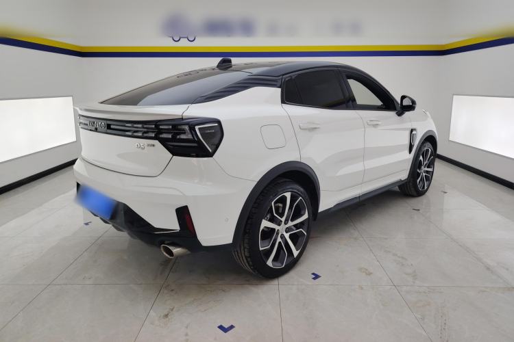 Used Lynk & Co 05 2020 2.0TD Four-Wheel Drive HypeHalo Rear Right 45 Deg