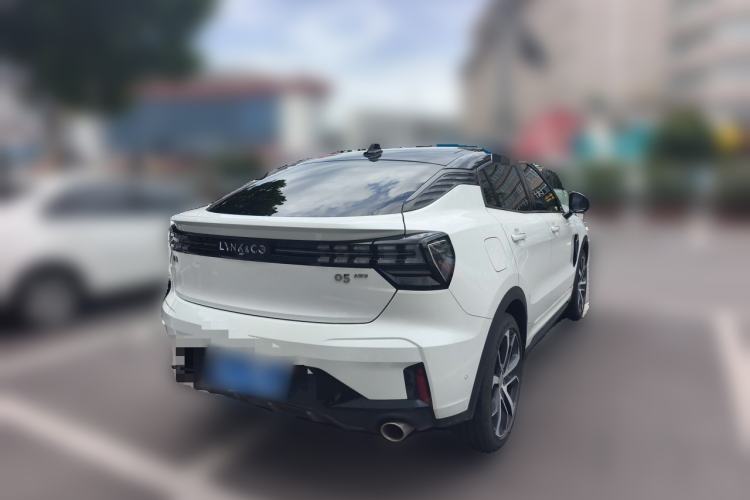Used Lynk & Co 05 2020 2.0TD Four-Wheel Drive HypeHalo Rear Right 45 Deg