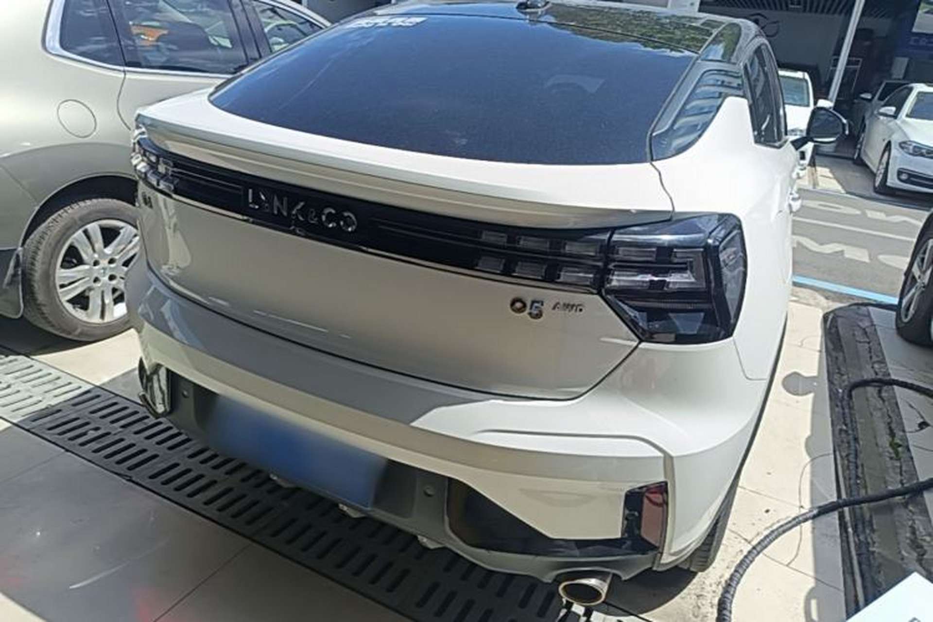 Used Lynk & Co 05 2020 2.0TD Four-Wheel Drive HypeHalo Rear Right 45 Deg