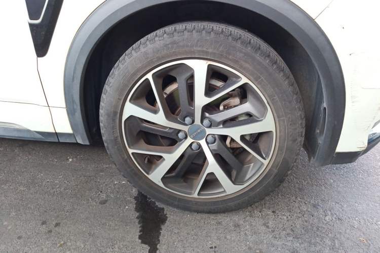 Used Lynk & Co 05 2020 2.0TD Four-Wheel Drive Genie Plus Right Front Wheel Hub