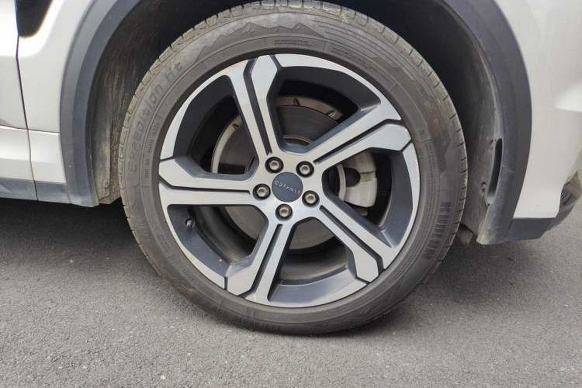 Used Lynk & Co 05 2020 2.0TD Two-Wheel Drive Zhaoyang Plus Right Front Wheel Hub