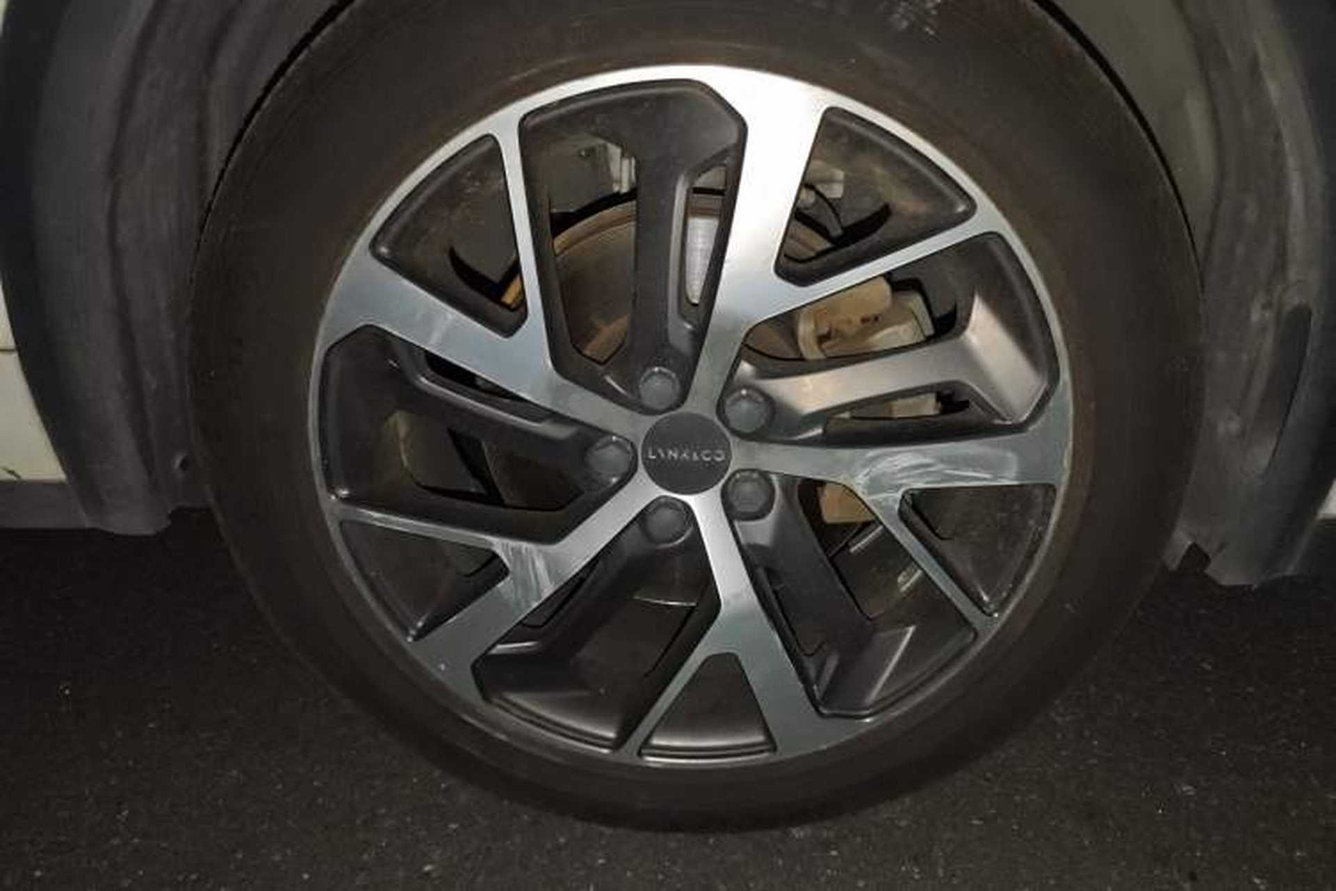 Used Lynk & Co 05 2020 2.0TD Two-Wheel Drive Zhaoyang Plus Right Front Wheel Hub
