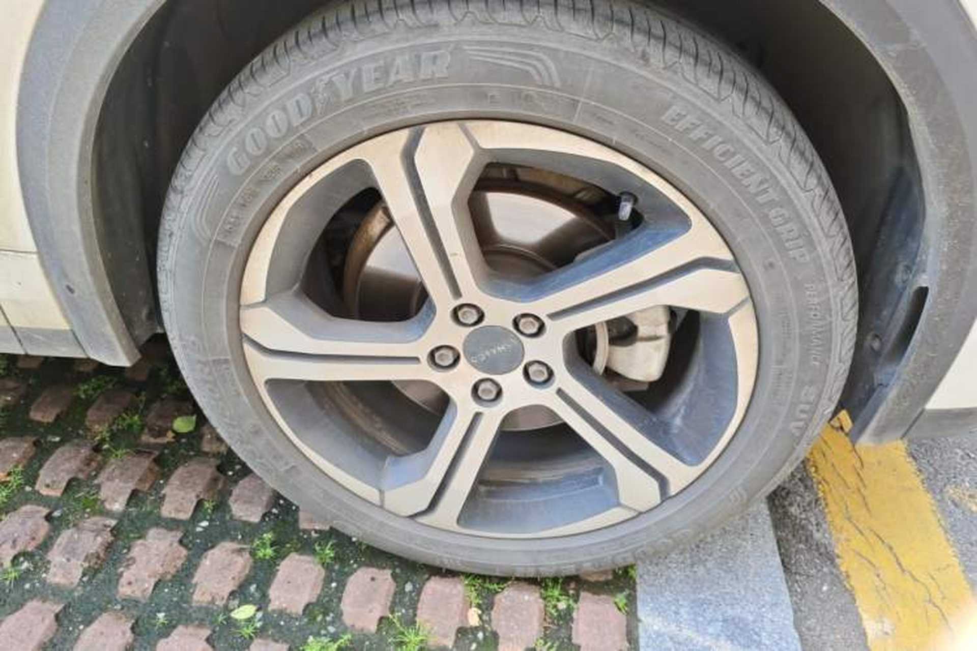 Used Lynk & Co 05 2020 2.0TD Two-Wheel Drive Zhaoyang Plus Right Front Wheel Hub