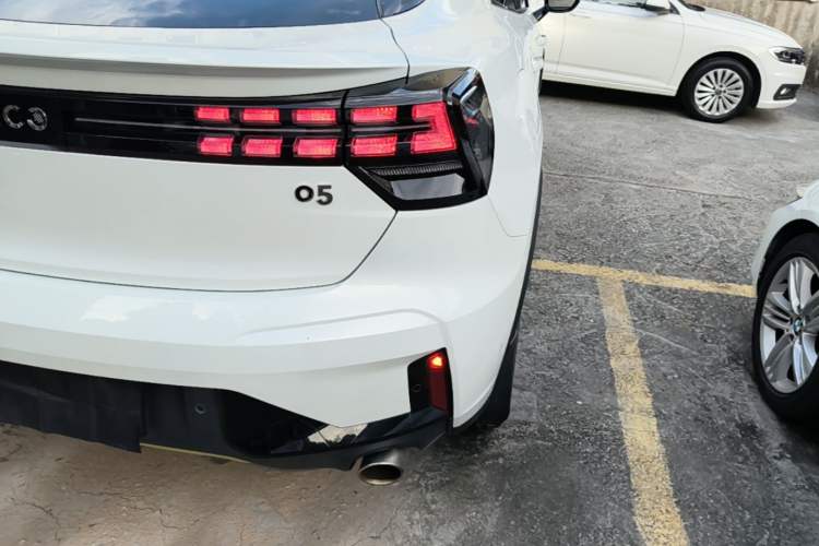 Used Lynk & Co 05 2020 2.0TD Two-Wheel Drive Shine Halo Right Rear Taillight
