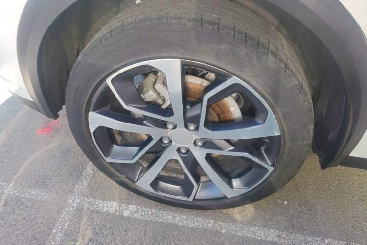 Used Lynk & Co 05 2020 2.0TD Four-Wheel Drive HypeHalo Right Rear Wheel Hub