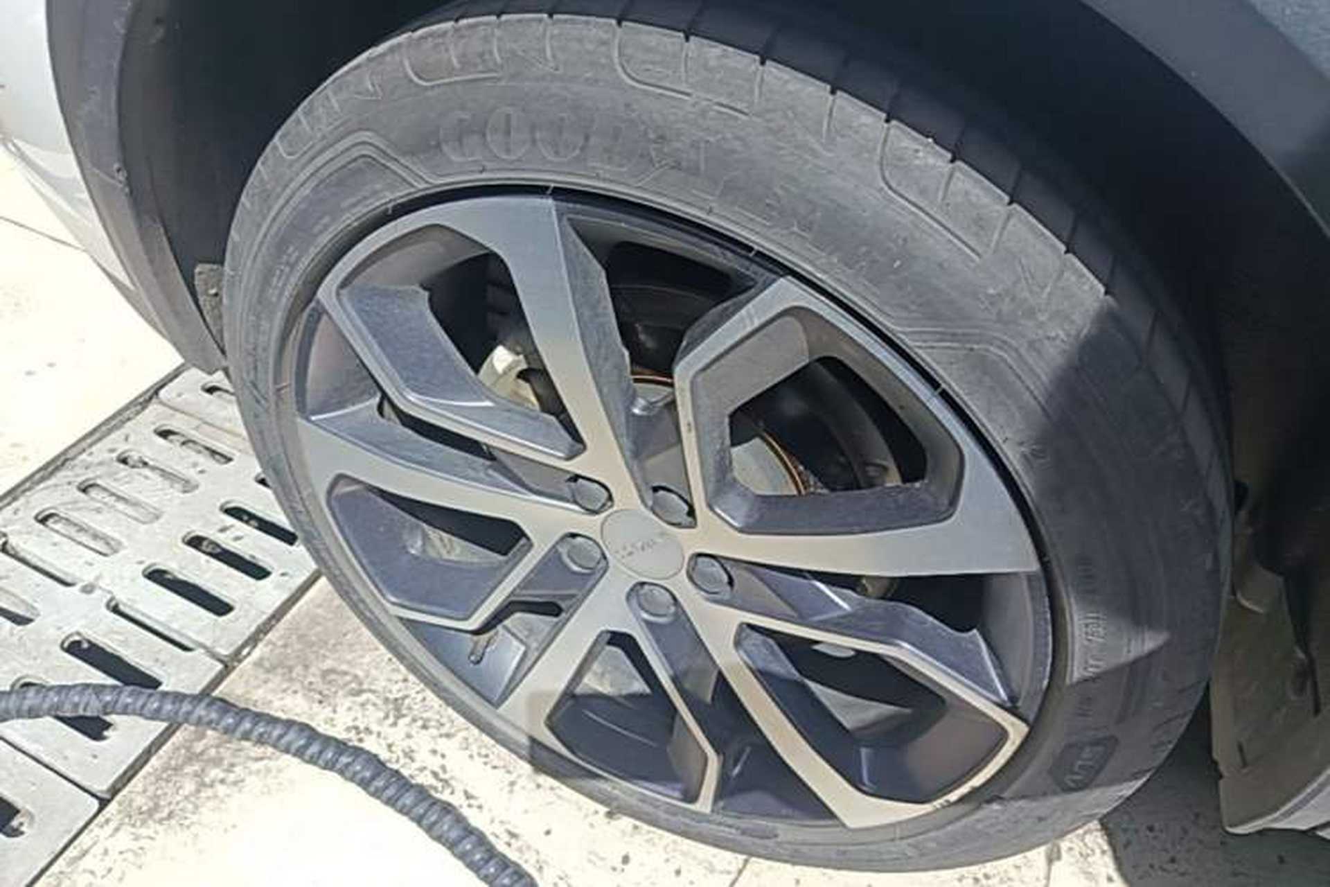 Used Lynk & Co 05 2020 2.0TD Four-Wheel Drive HypeHalo Right Rear Wheel Hub
