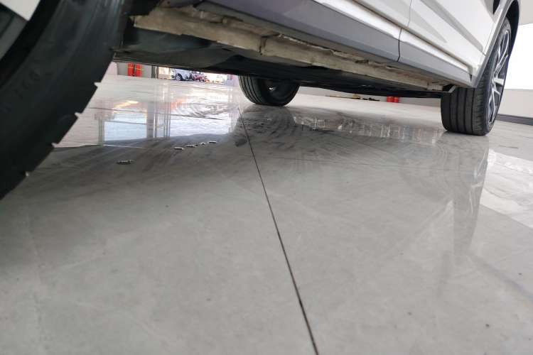 Used Lynk & Co 05 2020 2.0TD Four-Wheel Drive HypeHalo Right Side Sill