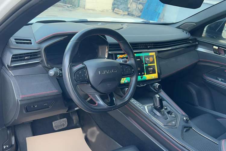 Used Lynk & Co 05 2020 2.0TD Four-Wheel Drive HypeHalo Steering Wheel