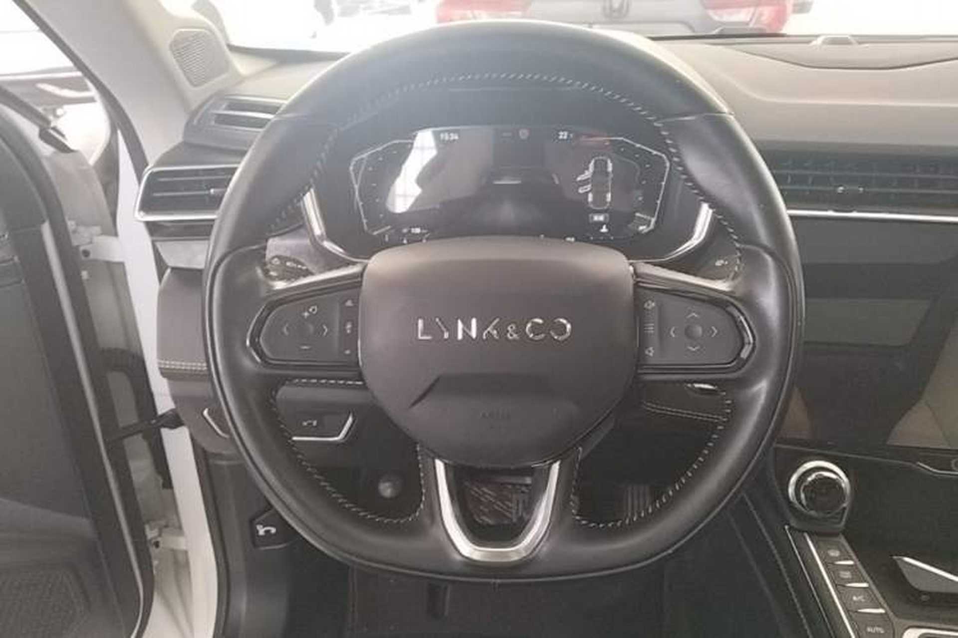 Used Lynk & Co 05 2020 2.0TD Two-Wheel Drive Shine Halo Steering Wheel