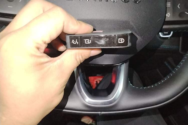 Used Lynk & Co 05 2020 2.0TD Two-Wheel Drive Shine Halo Vehicle Key