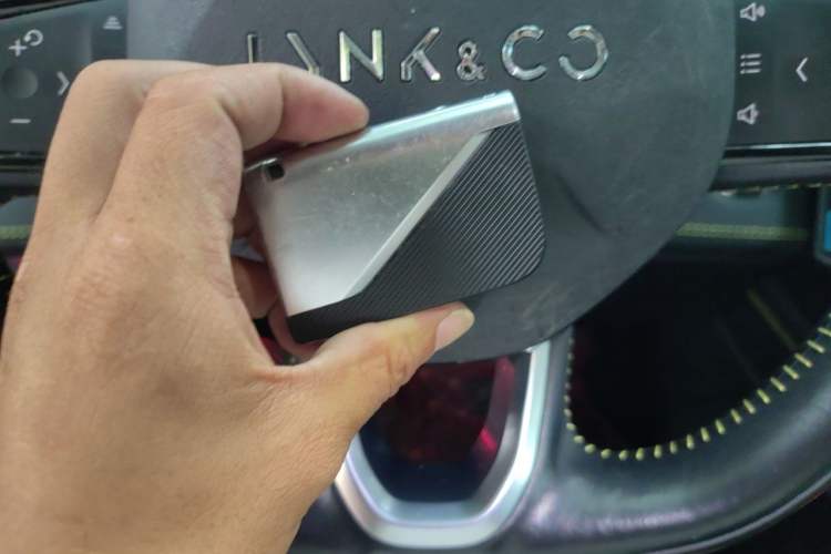 Used Lynk & Co 05 2020 2.0TD Two-Wheel Drive Shine Halo Vehicle Key