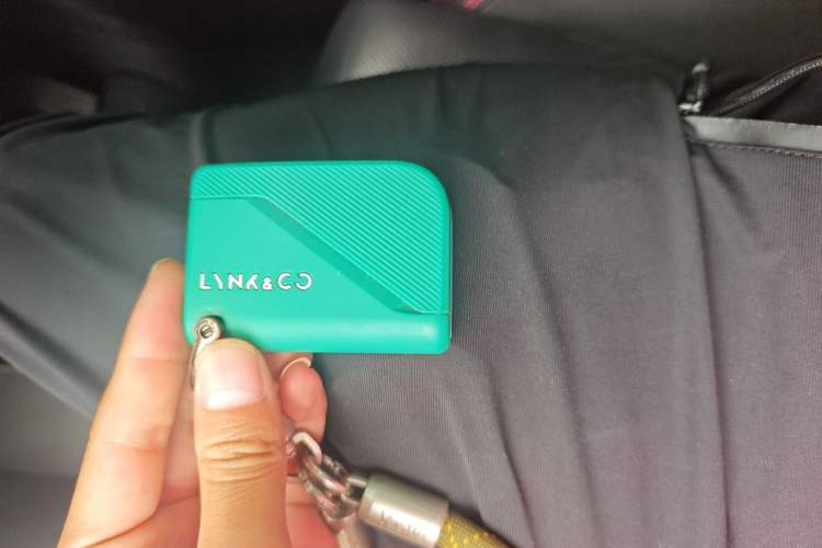 Used Lynk & Co 05 2020 2.0TD Four-Wheel Drive HypeHalo Vehicle Key