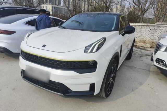 Used Lynk & Co 05 2020 2.0TD Two-Wheel Drive Shine Halo