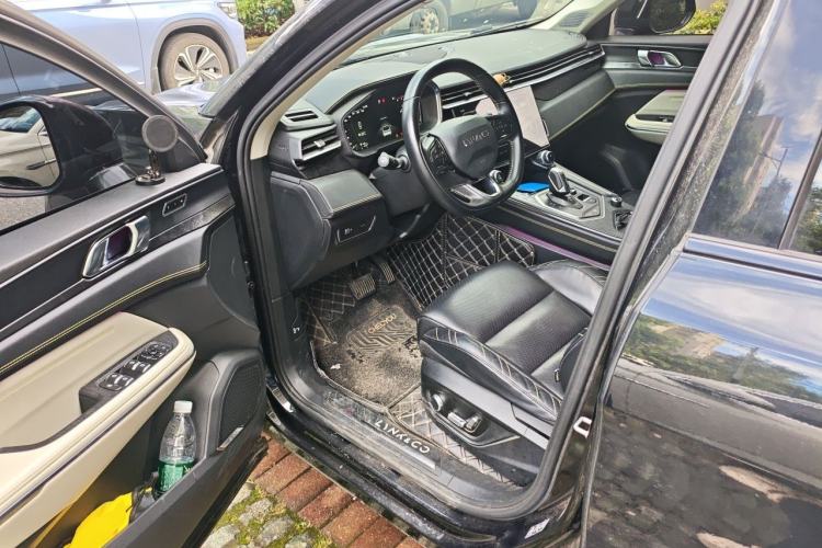 Used Lynk & Co 05 2022 2.0T Two-Wheel Drive Shine Halo Driver Seat