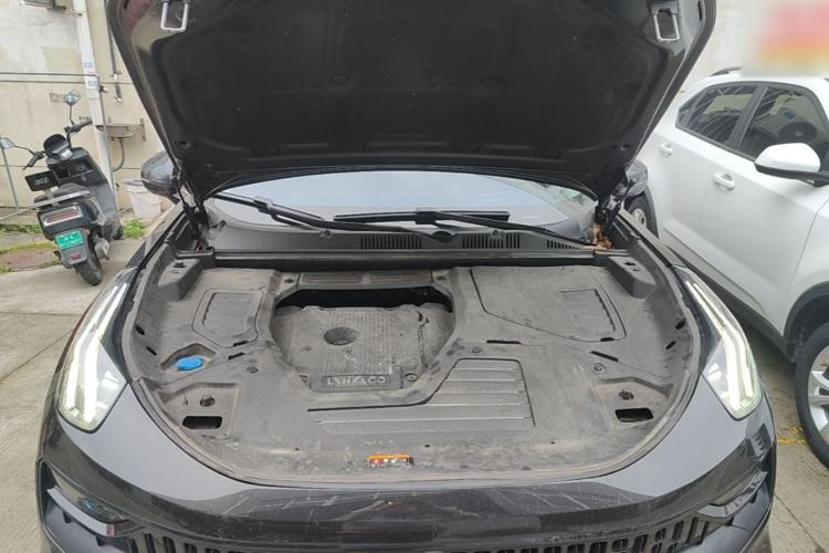 Used Lynk & Co 05 2022 2.0T Two-Wheel Drive Shine Halo Engine Bay