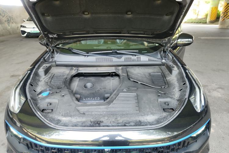 Used Lynk & Co 05 2022 2.0T Two-Wheel Drive Shine Halo Engine Bay