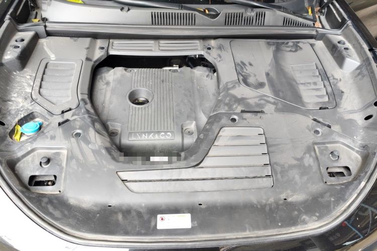 Used Lynk & Co 05 2022 2.0T Two-Wheel Drive Shine Halo Engine Bay