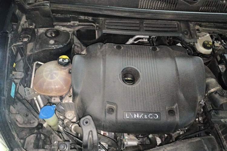 Used Lynk & Co 05 2022 2.0T Two-Wheel Drive Shine Halo Engine Bay Right